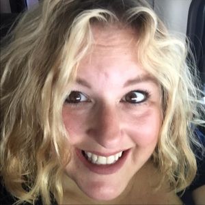 Meet your Posher, Sherry